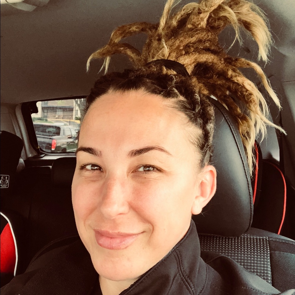 Meet your Posher, Andria